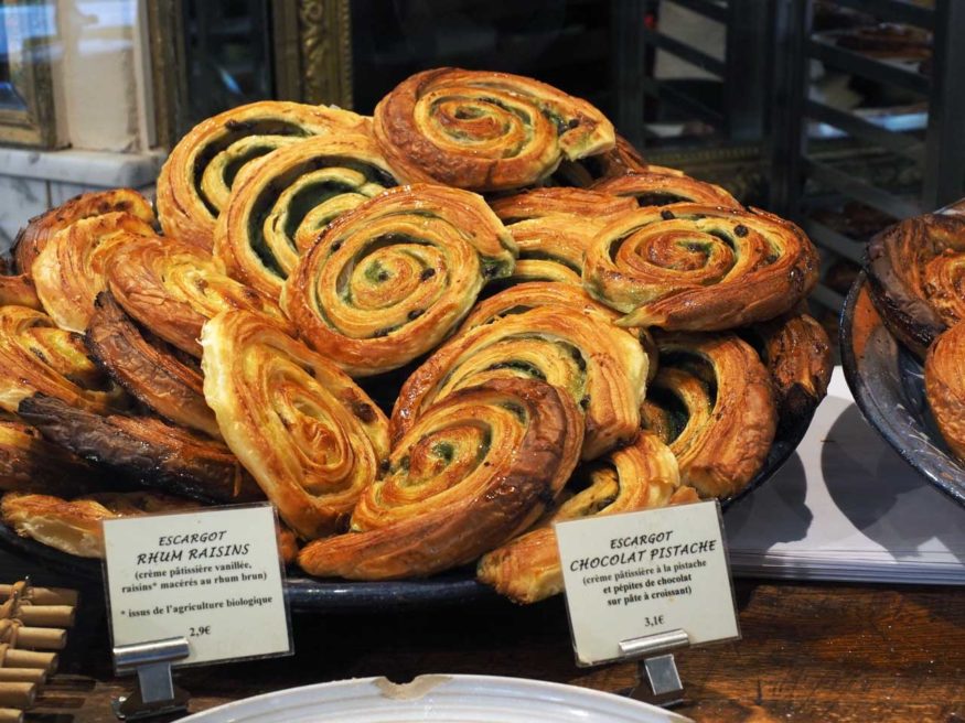 Du-pain-et-des-idées-bakeries-in-Paris